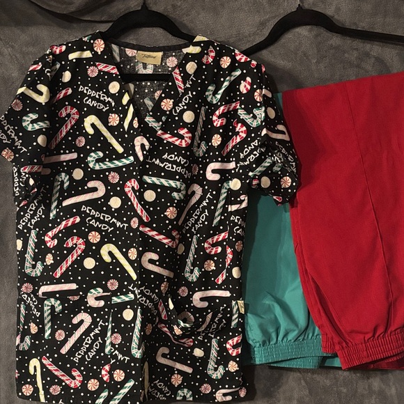 Tafford Candy Cane Print Short Sleeve Scrub Top - Black, Red, Teal - Picture 1 of 4